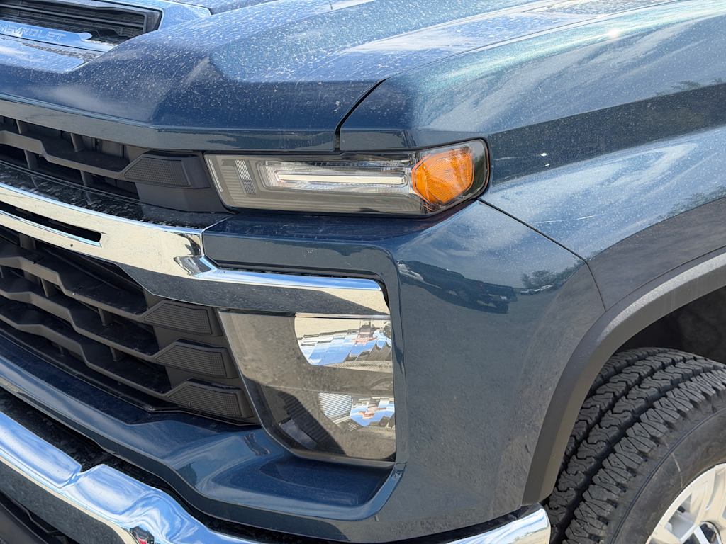 Thumbnail: 2026 Chevrolet Silverado 2500 - 15