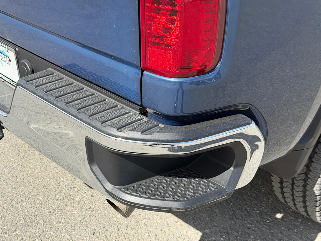 Thumbnail: 2026 Chevrolet Silverado 2500 - 22