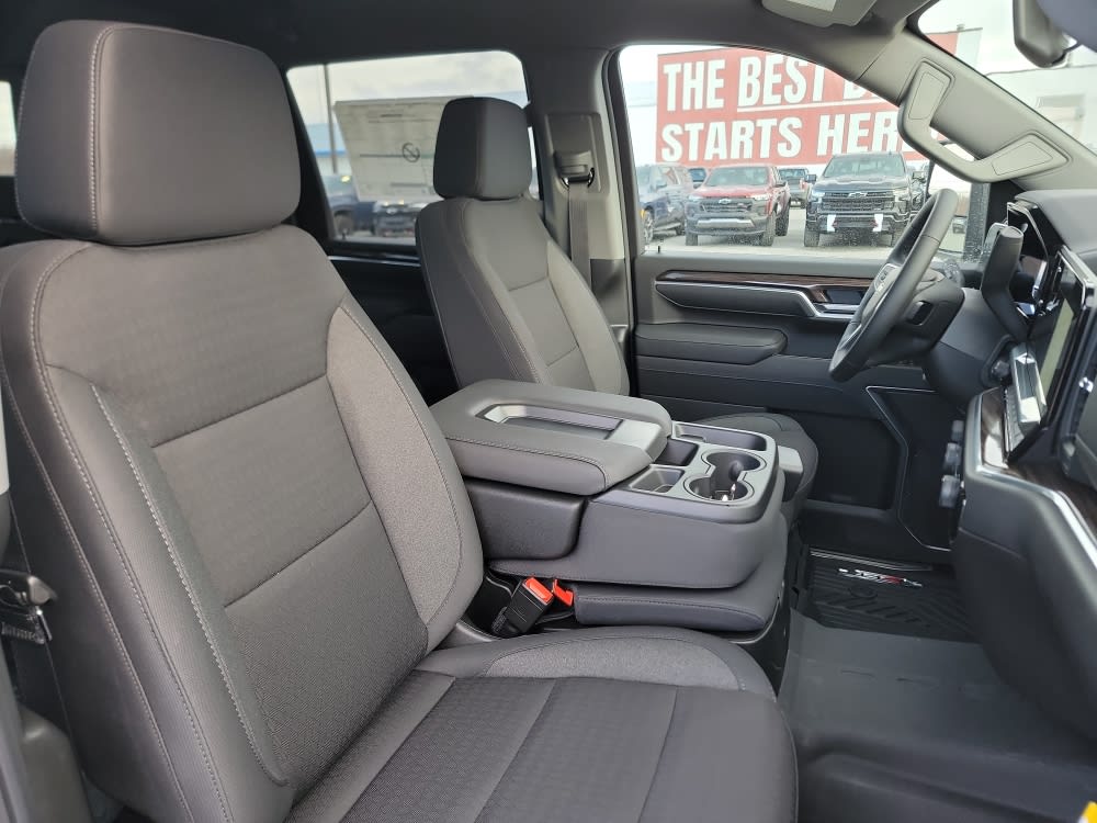 Thumbnail: 2026 Chevrolet Silverado 2500 - 11