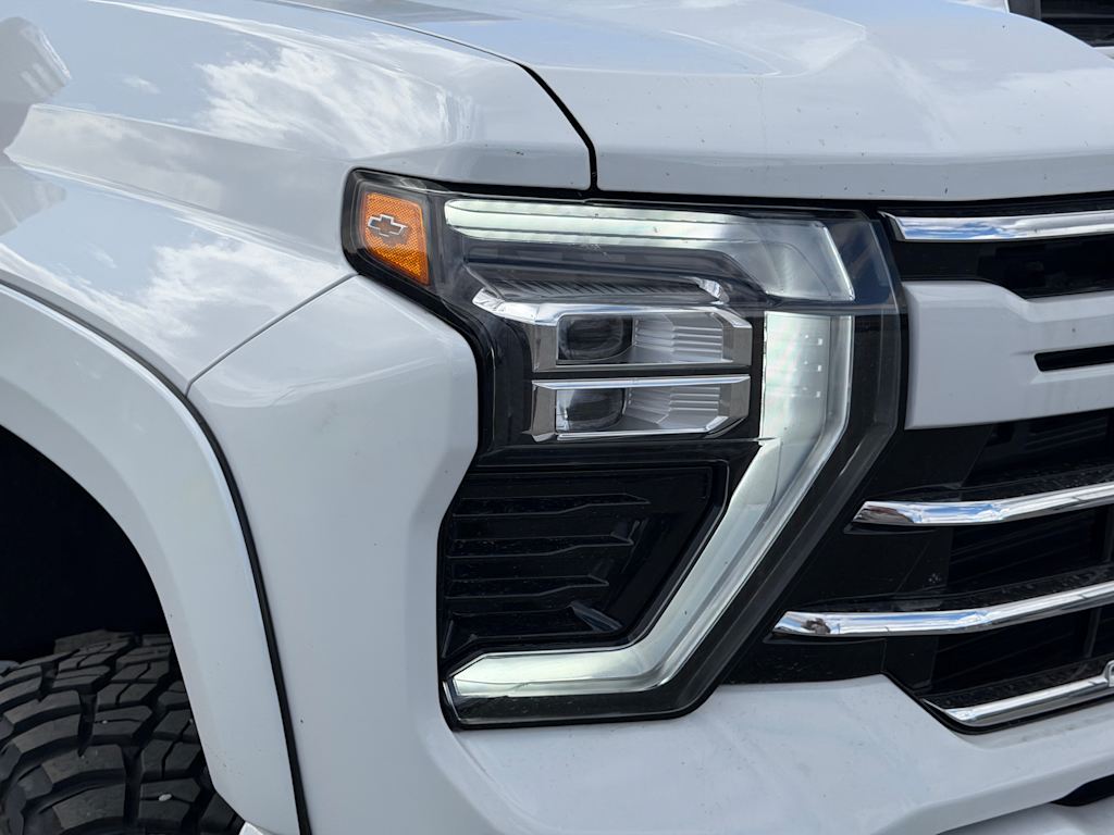 Thumbnail: 2026 Chevrolet Silverado 2500 - 18
