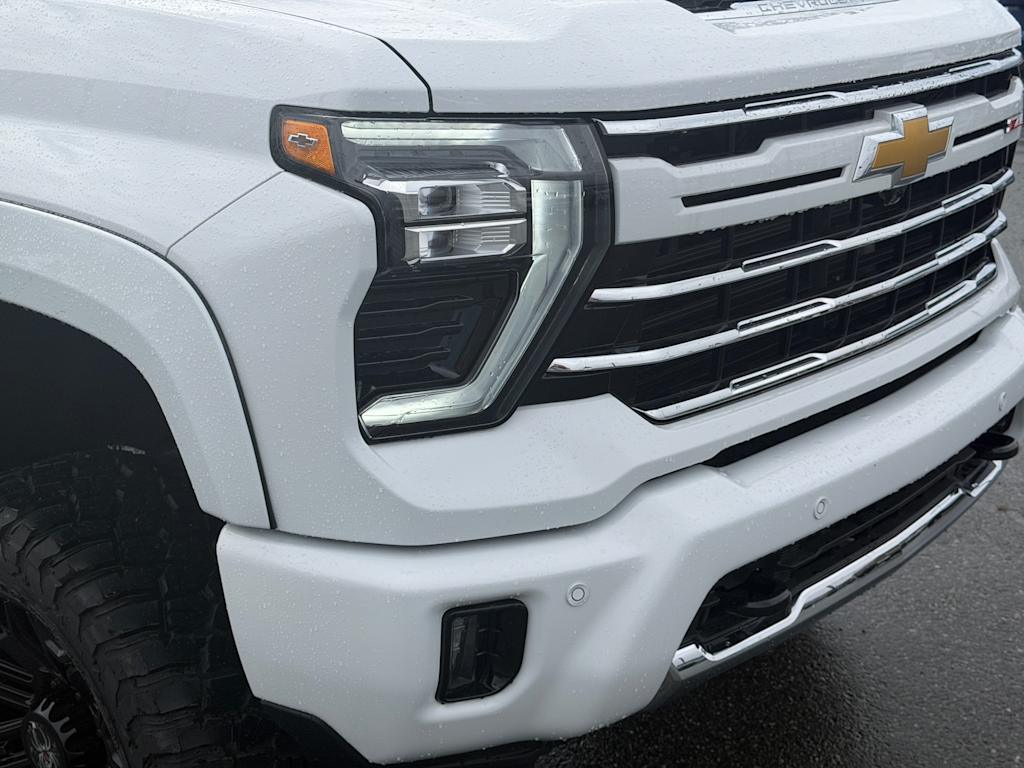 Thumbnail: 2026 Chevrolet Silverado 2500 - 23