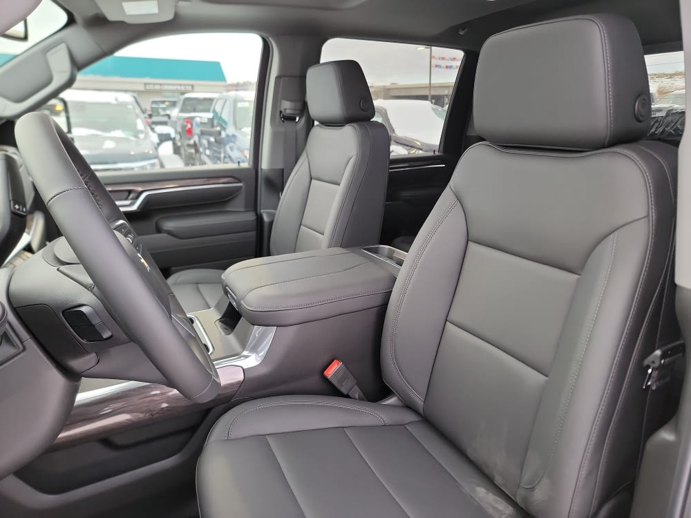 Thumbnail: 2026 Chevrolet Silverado 2500 - 10