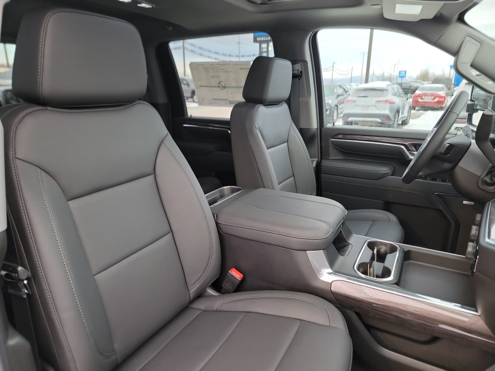 Thumbnail: 2026 Chevrolet Silverado 2500 - 11