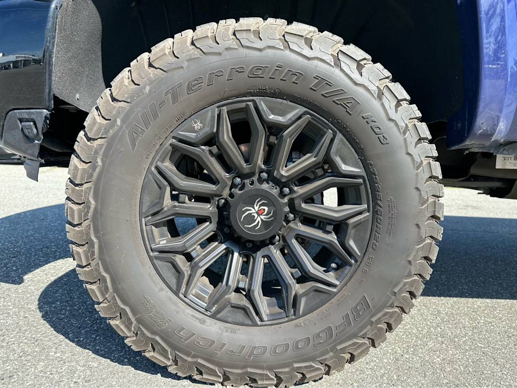 Thumbnail: 2025 Chevrolet Silverado 2500 - 6