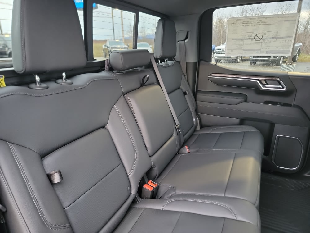 Thumbnail: 2026 Chevrolet Silverado 1500 - 12