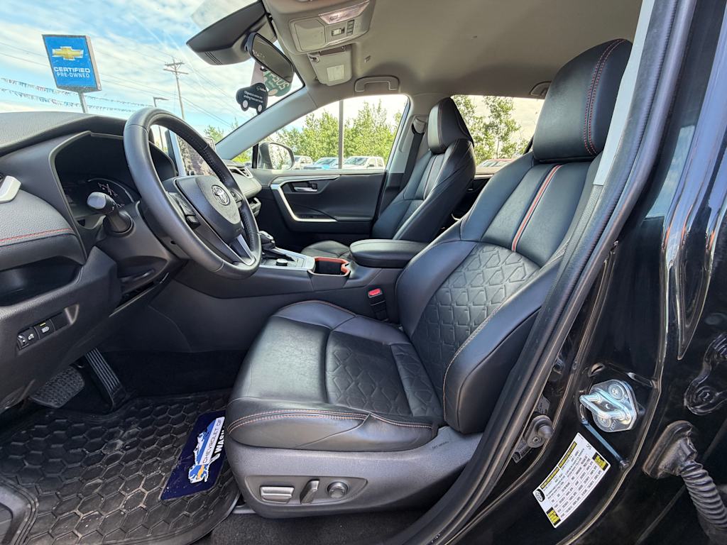 Thumbnail: 2024 Toyota RAV4 - 10