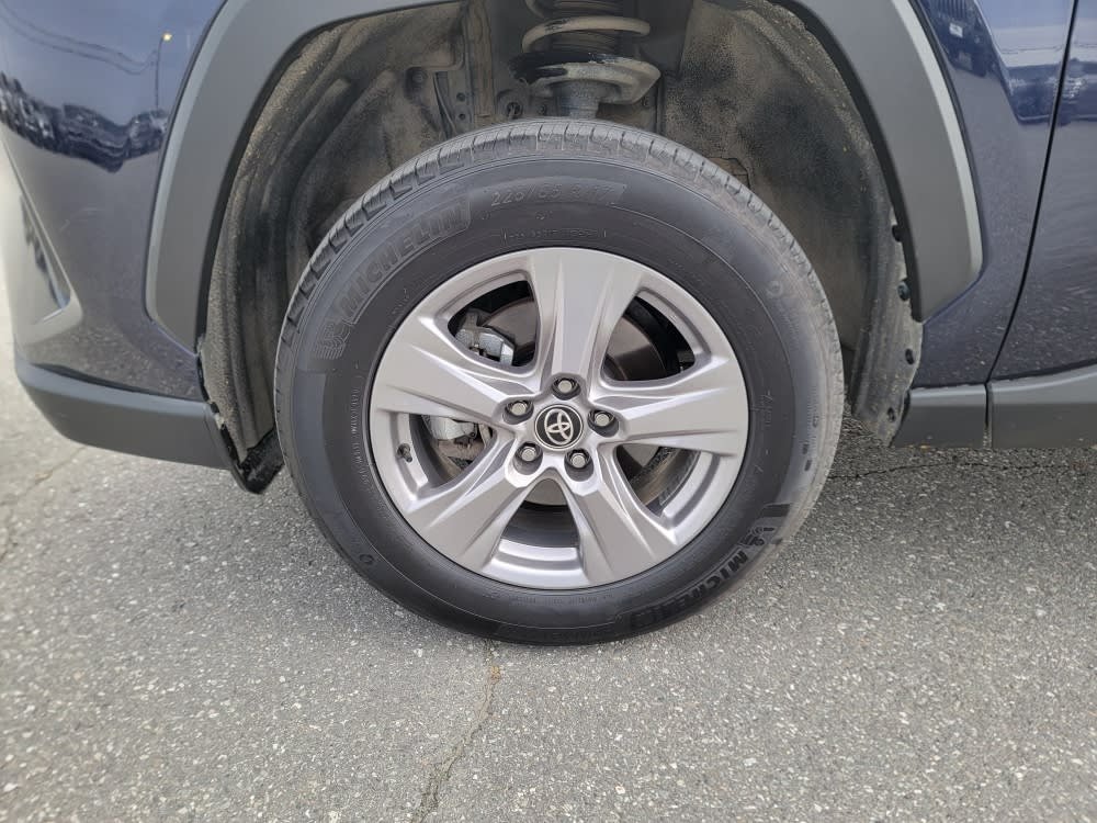 Thumbnail: 2025 Toyota RAV4 - 8