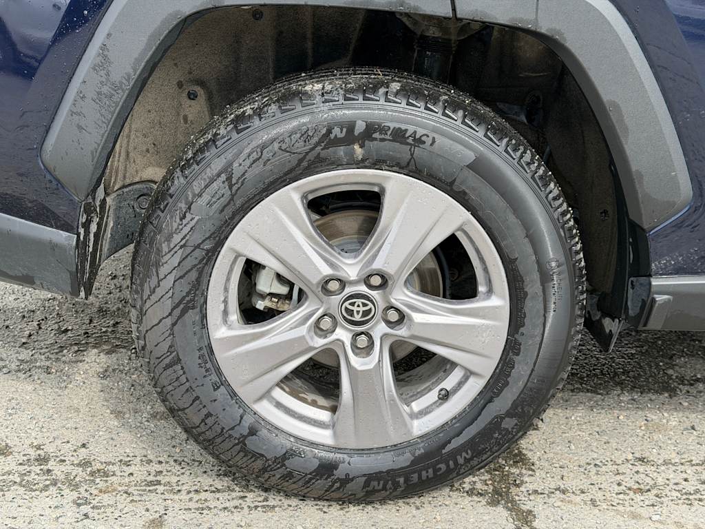 Thumbnail: 2025 Toyota RAV4 - 17
