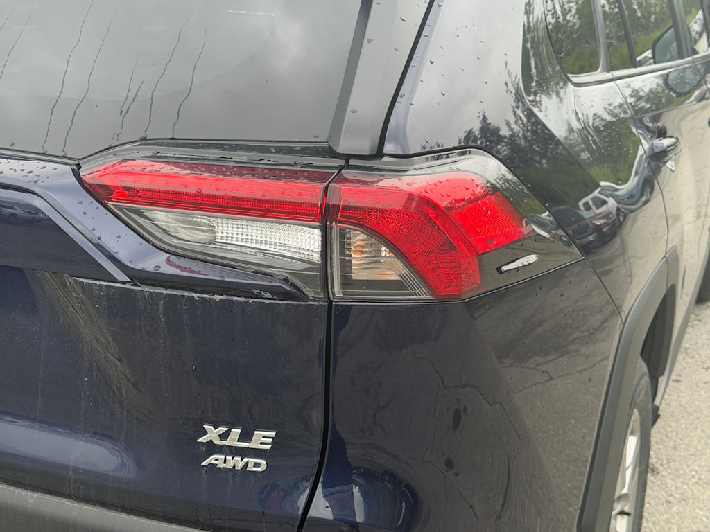 Thumbnail: 2024 Toyota RAV4 - 21