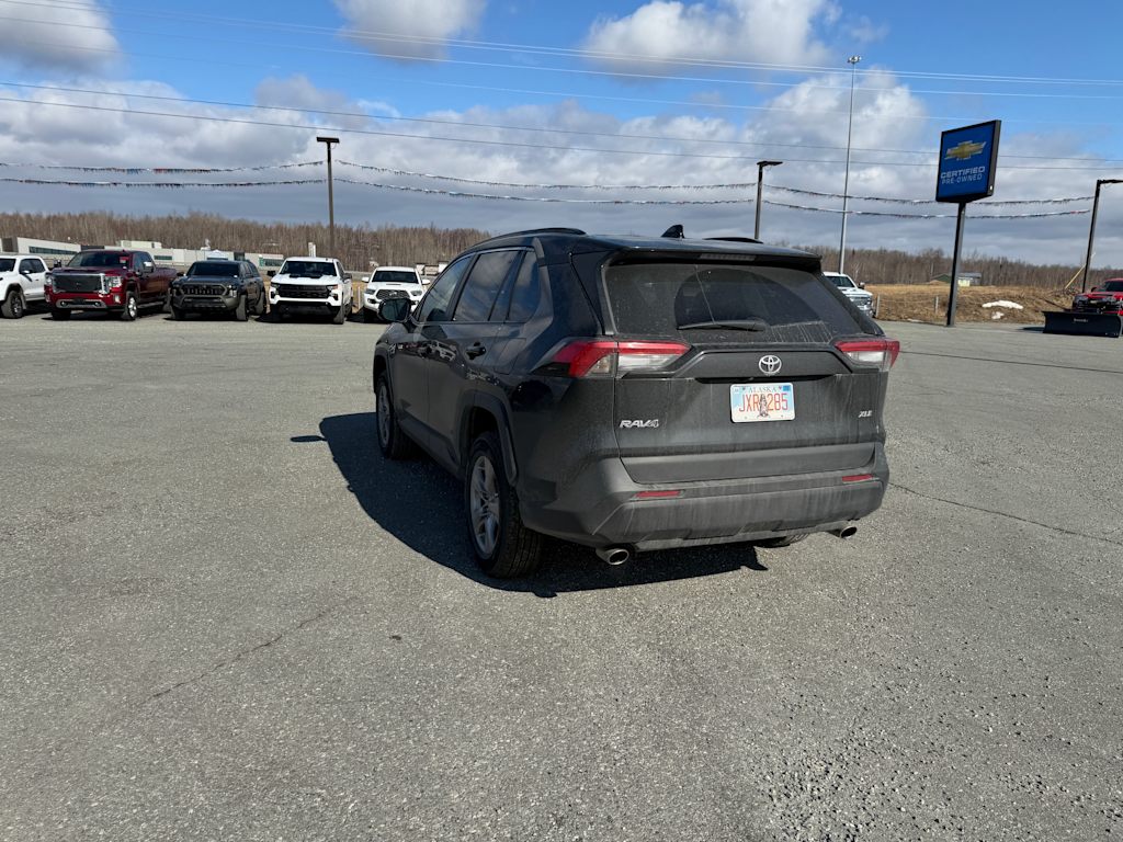 2023 Toyota RAV4 XLE - Photo 6