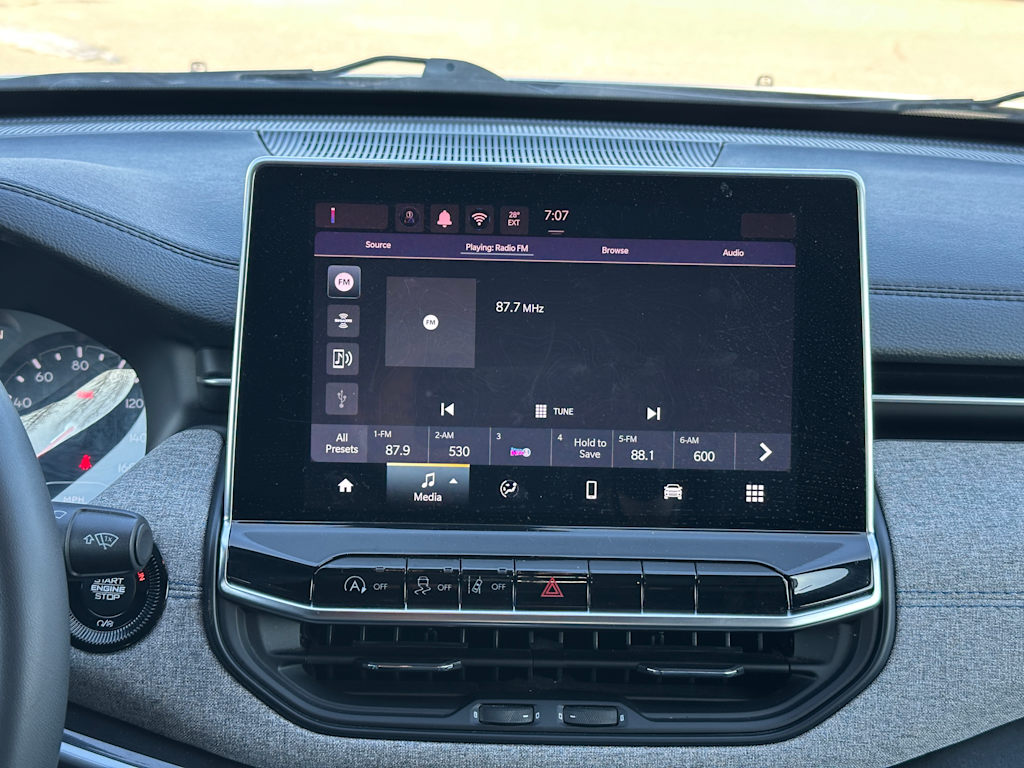 Thumbnail: 2024 Jeep Compass - 22