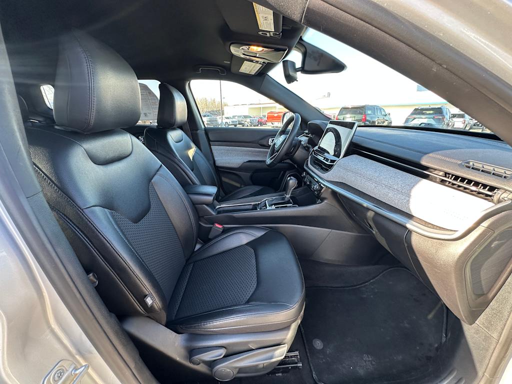 Thumbnail: 2024 Jeep Compass - 10