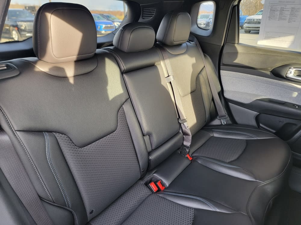 Thumbnail: 2024 Jeep Compass - 12