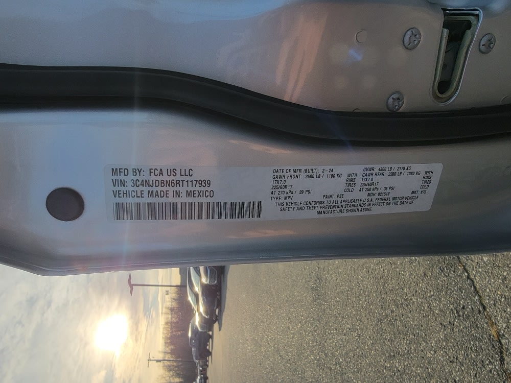 Thumbnail: 2024 Jeep Compass - 18