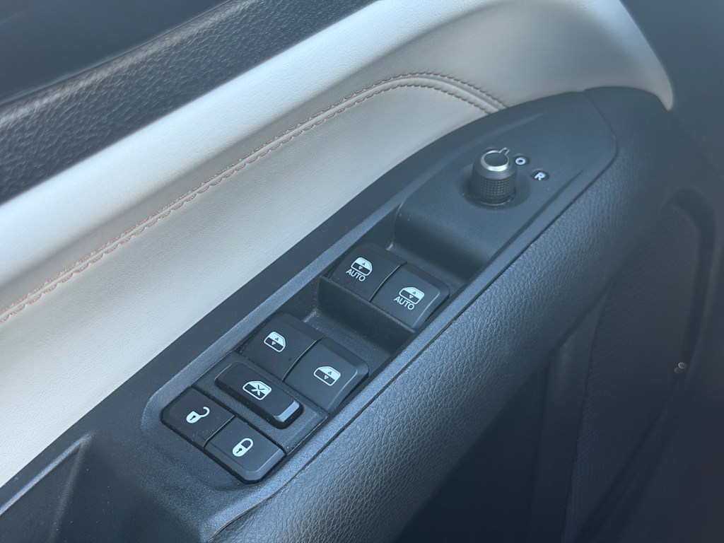 Thumbnail: 2024 Jeep Compass - 30
