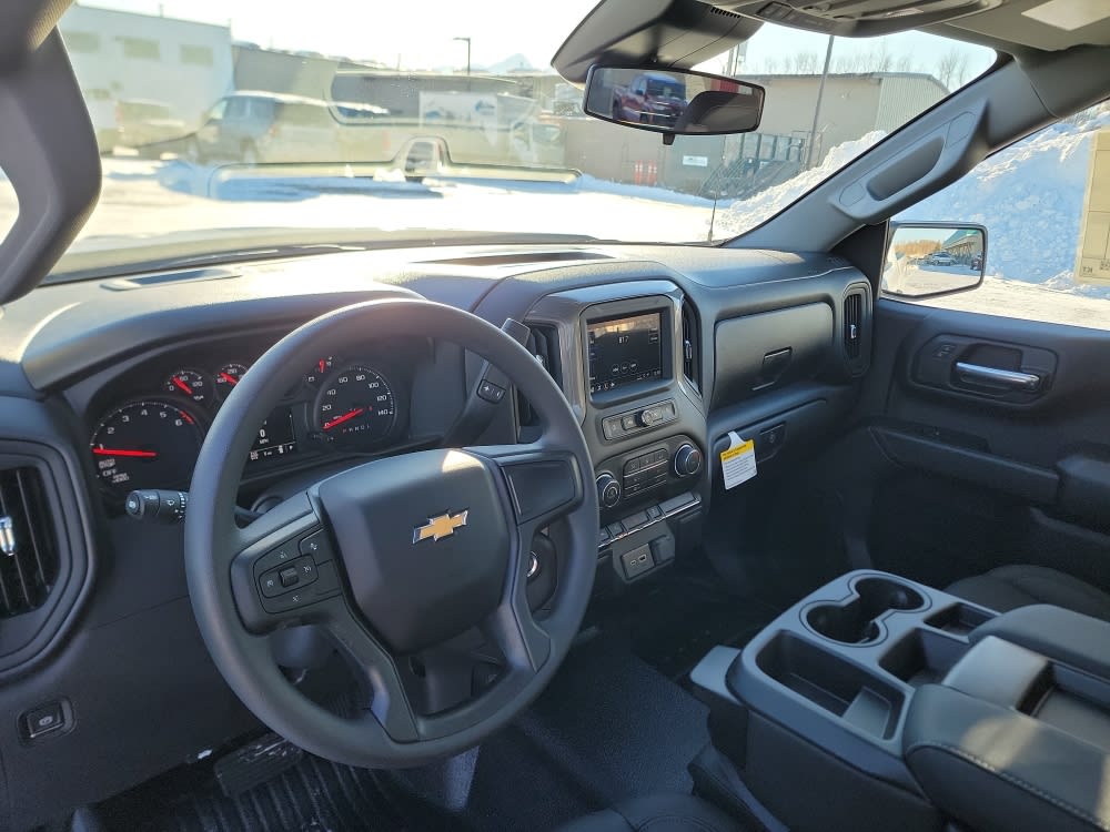 Thumbnail: 2026 Chevrolet Silverado 1500 - 9