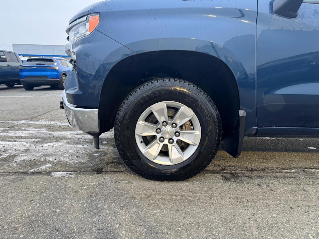 Thumbnail: 2023 Chevrolet Silverado 1500 - 8