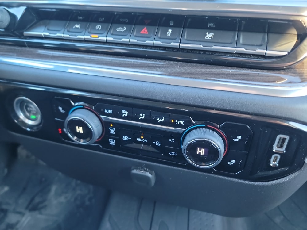 Thumbnail: 2023 Chevrolet Silverado 1500 - 21