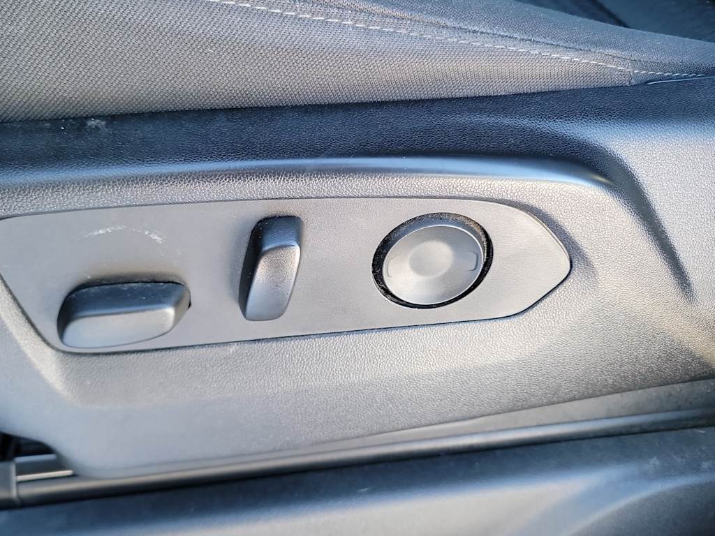 Thumbnail: 2022 Chevrolet Silverado 1500 - 22