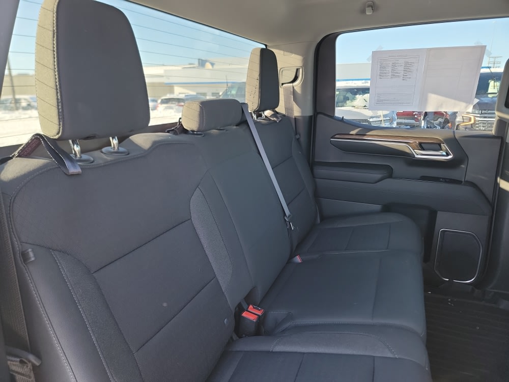 Thumbnail: 2022 Chevrolet Silverado 1500 - 11