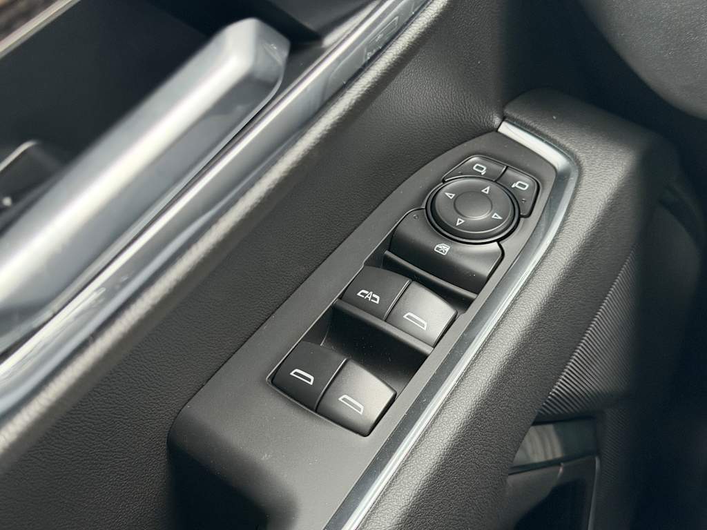 Thumbnail: 2026 Chevrolet Silverado 1500 - 14