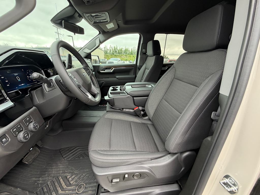 Thumbnail: 2026 Chevrolet Silverado 1500 - 9