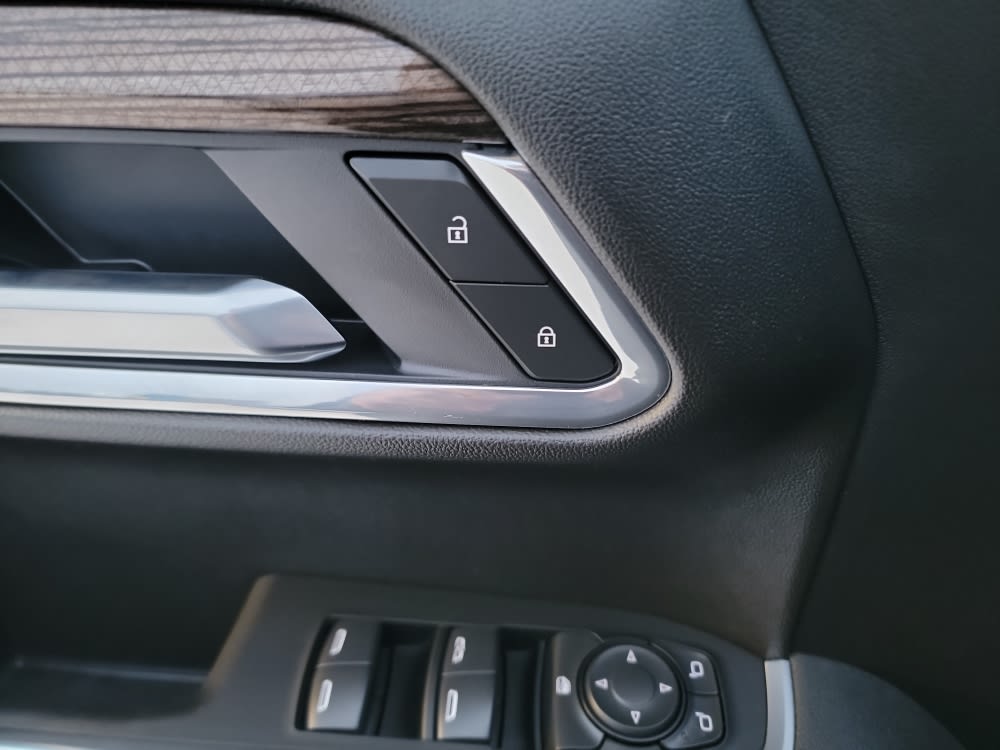 Thumbnail: 2026 Chevrolet Silverado 1500 - 21