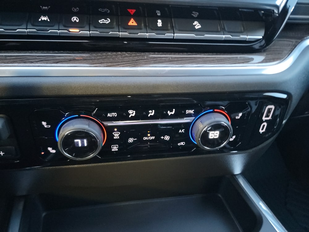 Thumbnail: 2026 Chevrolet Silverado 1500 - 23