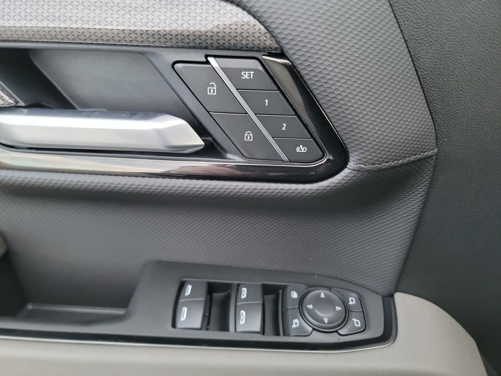 Thumbnail: 2026 Chevrolet Silverado 1500 - 22