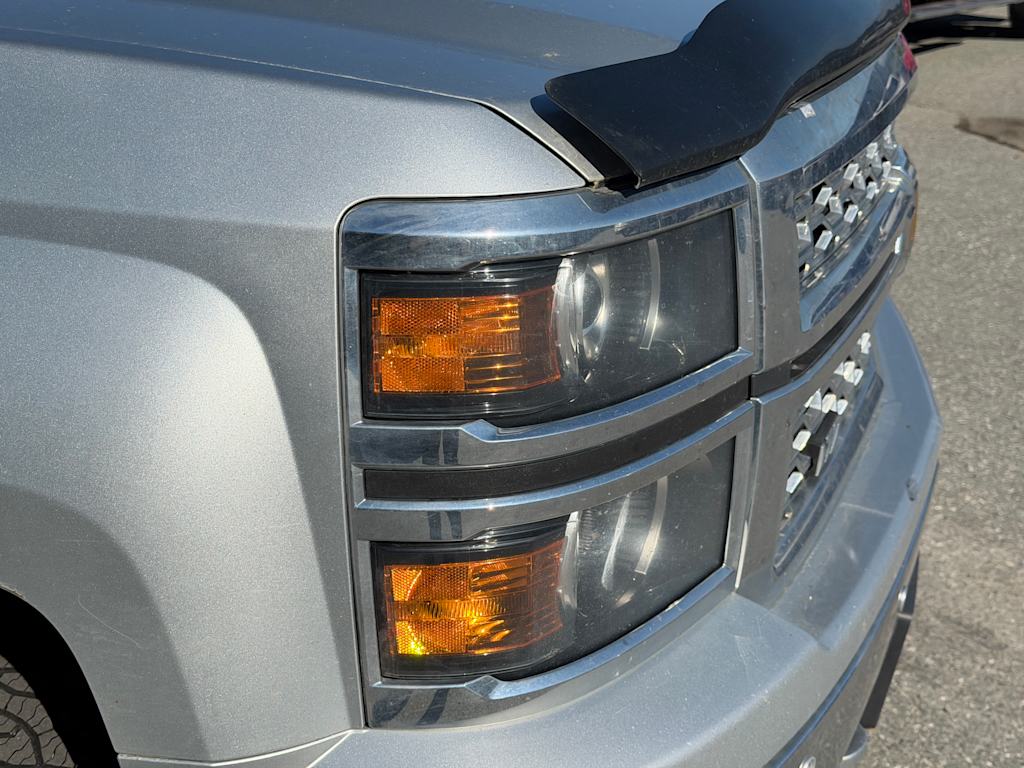 Thumbnail: 2014 Chevrolet Silverado 1500 - 17