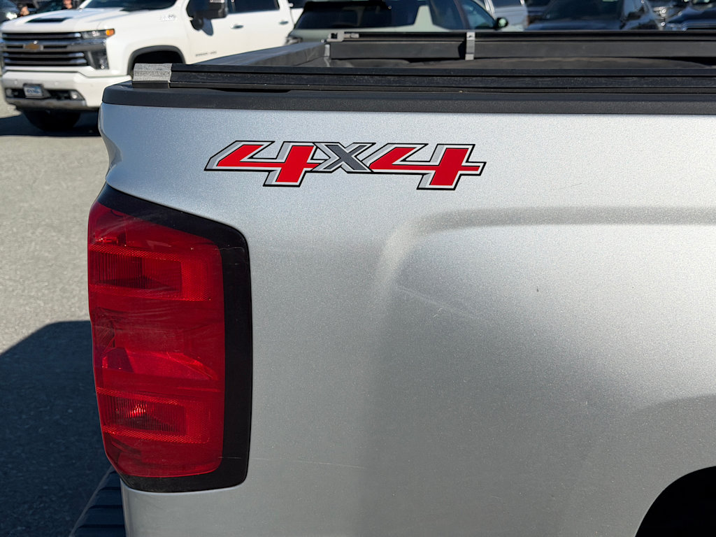 Thumbnail: 2014 Chevrolet Silverado 1500 - 22
