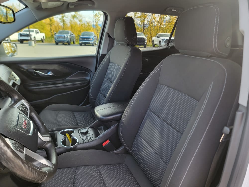 Thumbnail: 2022 GMC Terrain - 10