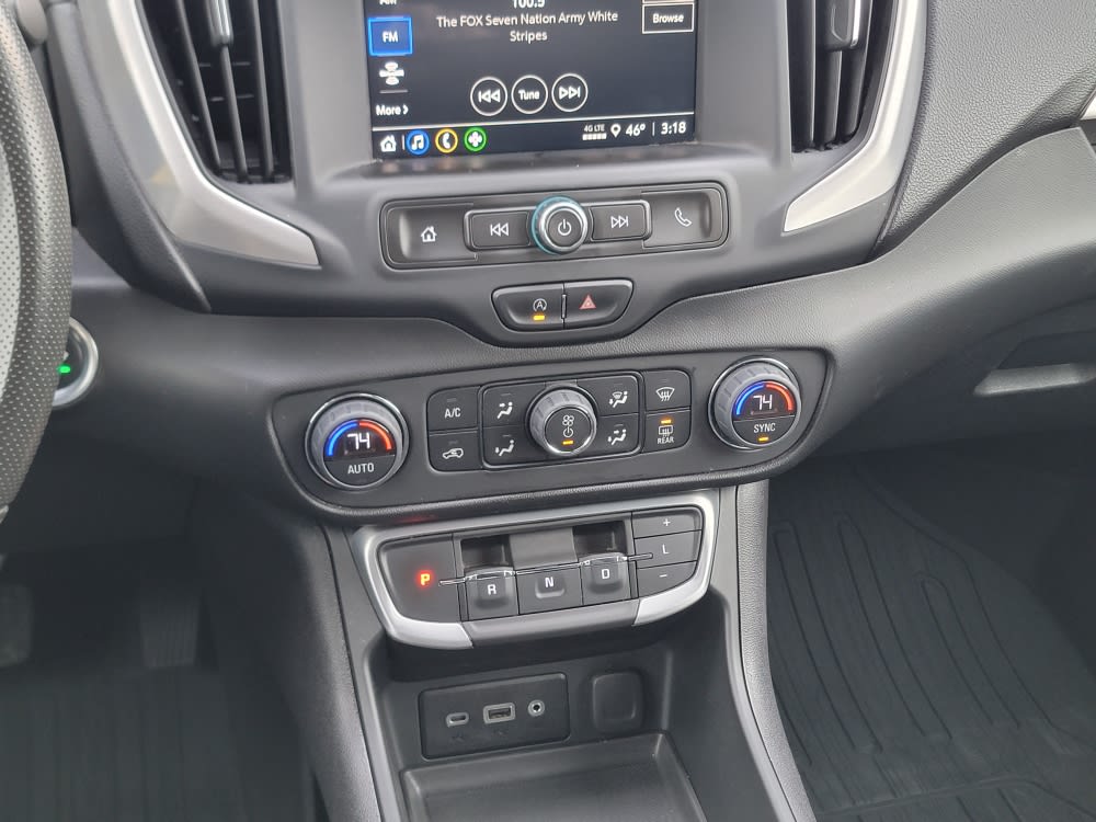 Thumbnail: 2022 GMC Terrain - 23