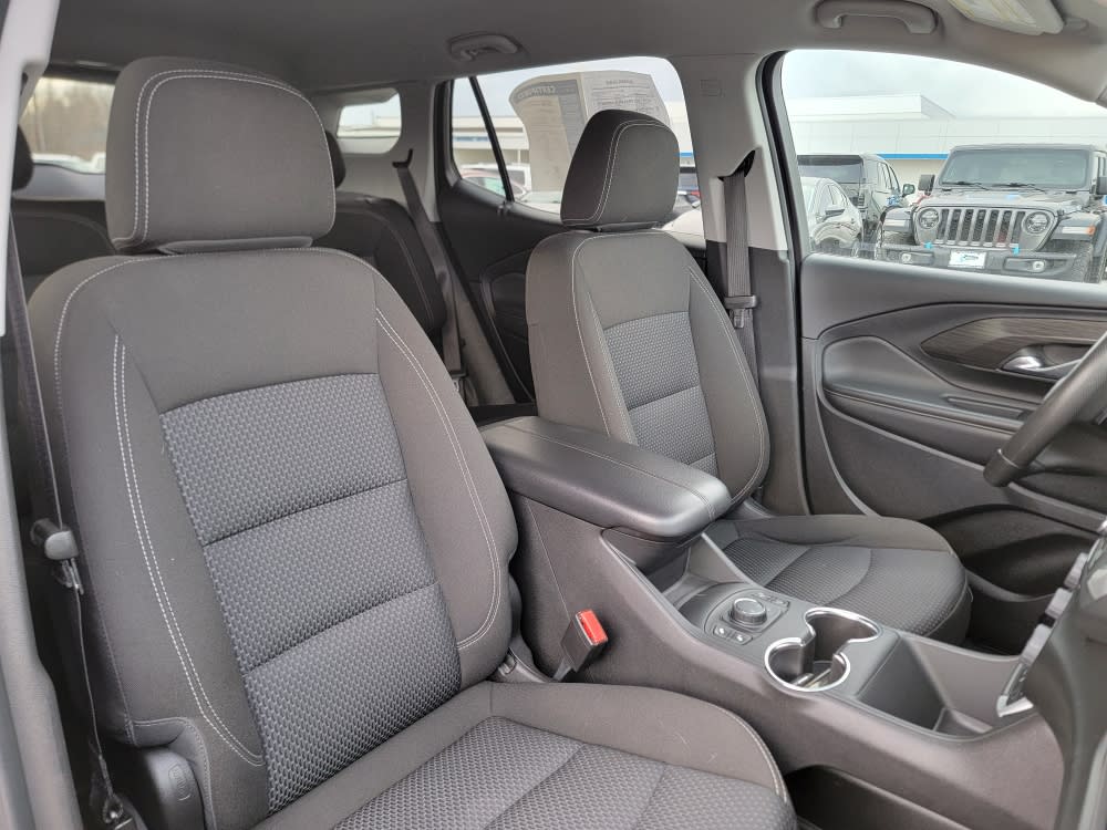 Thumbnail: 2022 GMC Terrain - 11