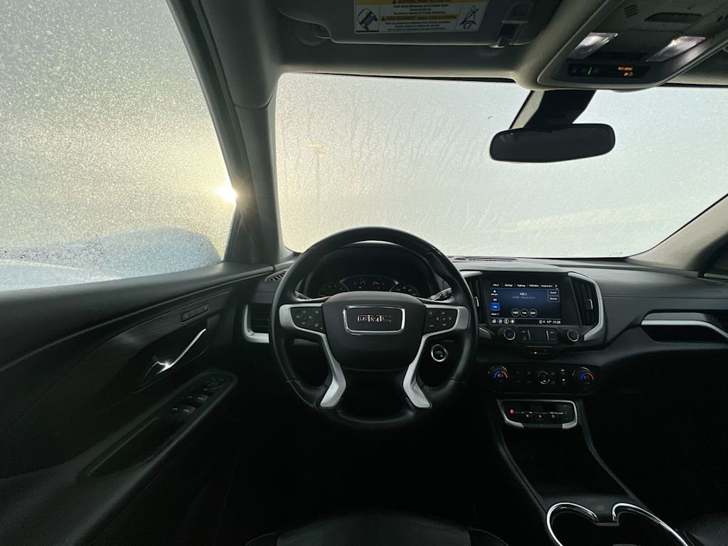 2022 GMC Terrain SLT 2