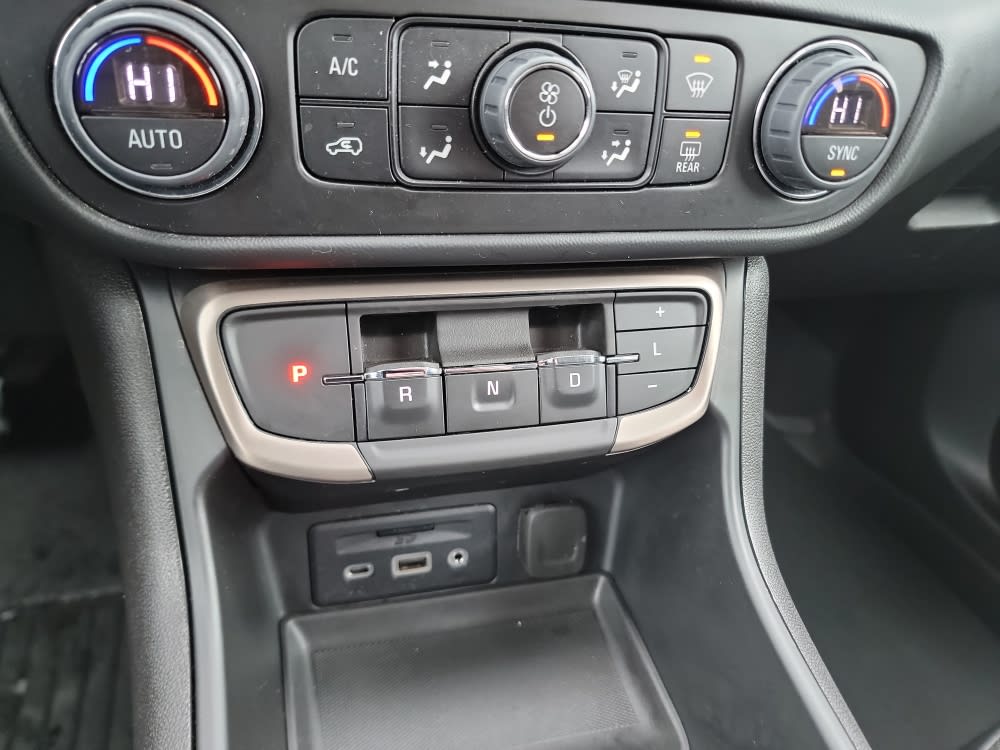 Thumbnail: 2023 GMC Terrain - 24