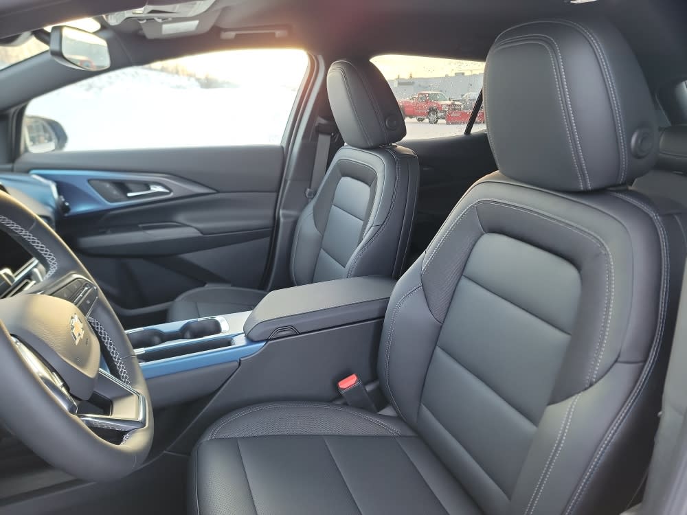 Thumbnail: 2026 Chevrolet Equinox - 9