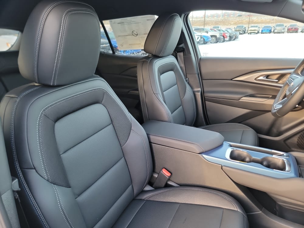 Thumbnail: 2026 Chevrolet Equinox - 10