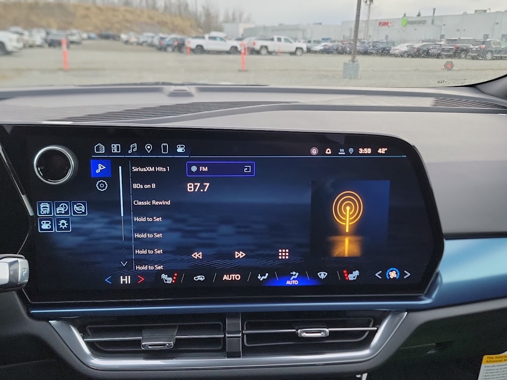 Thumbnail: 2025 Chevrolet Equinox - 13