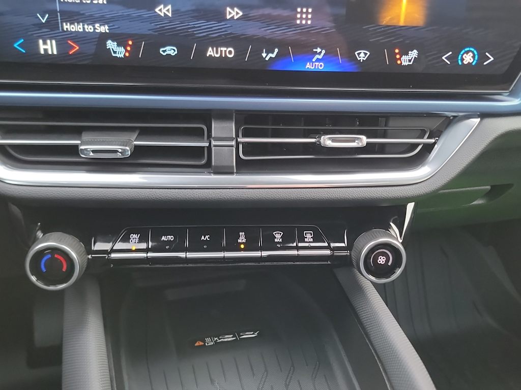 Thumbnail: 2025 Chevrolet Equinox - 24