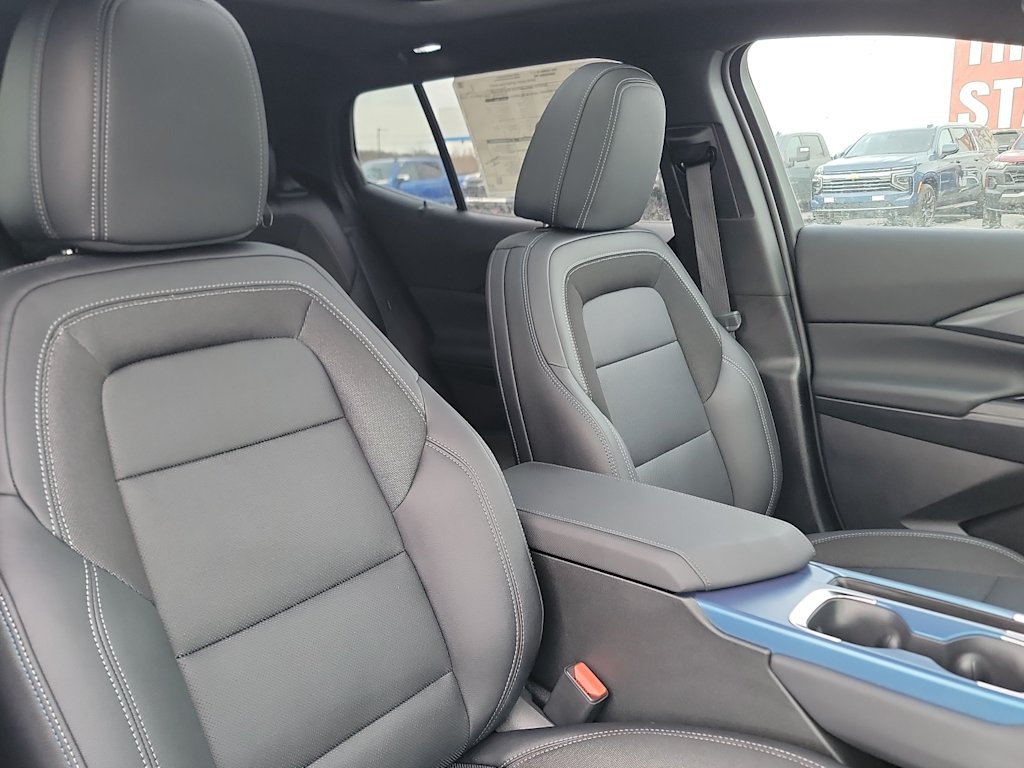 Thumbnail: 2025 Chevrolet Equinox - 11