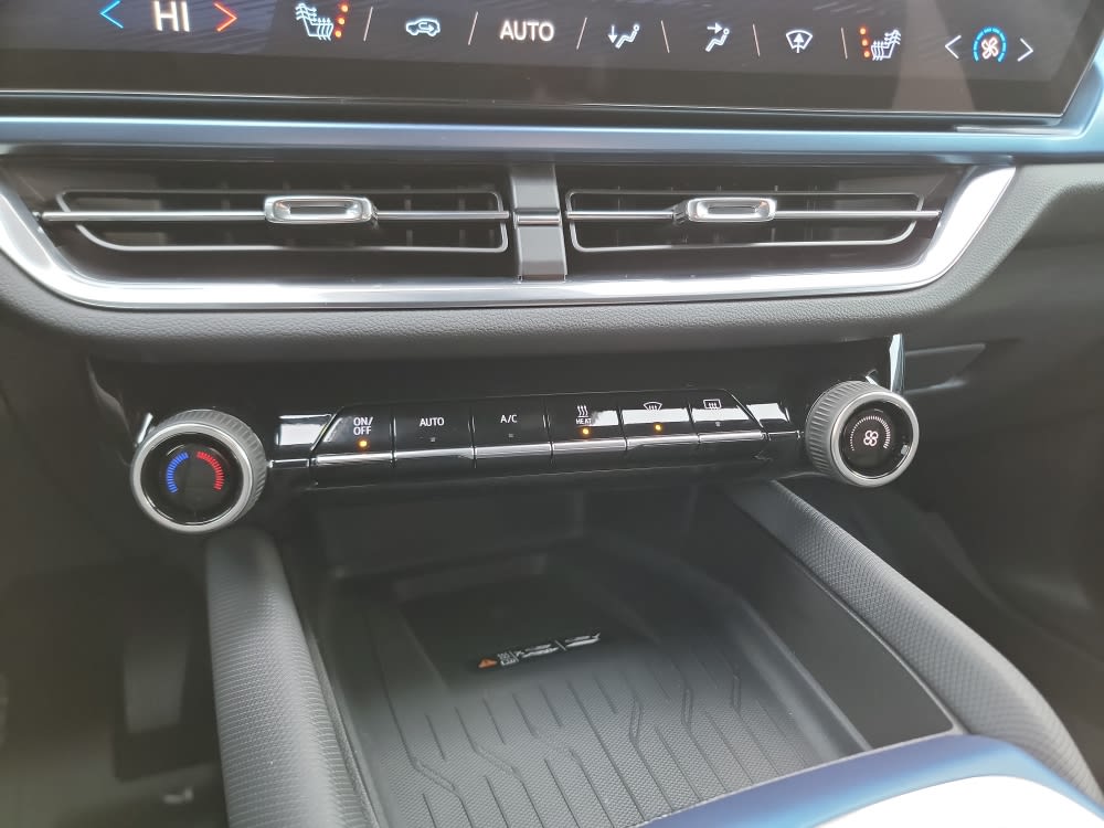 Thumbnail: 2025 Chevrolet Equinox - 24