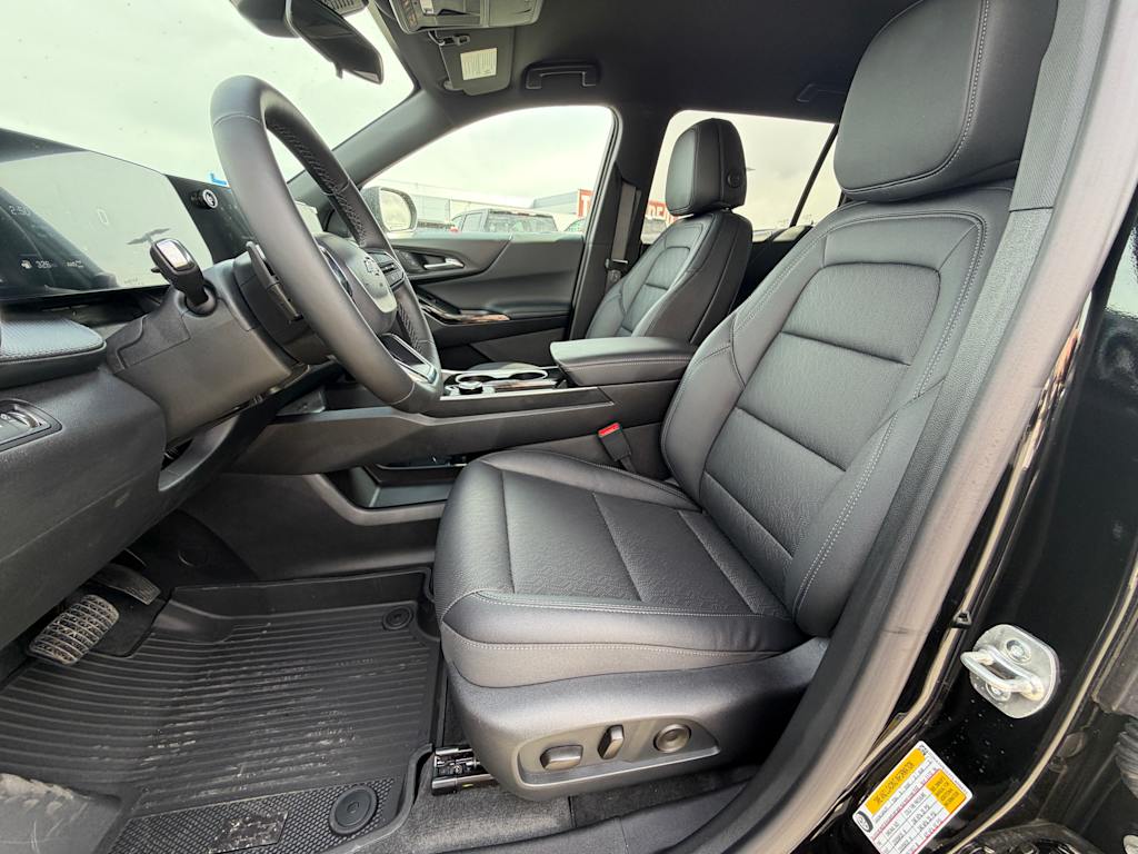 Thumbnail: 2026 Chevrolet Equinox - 9