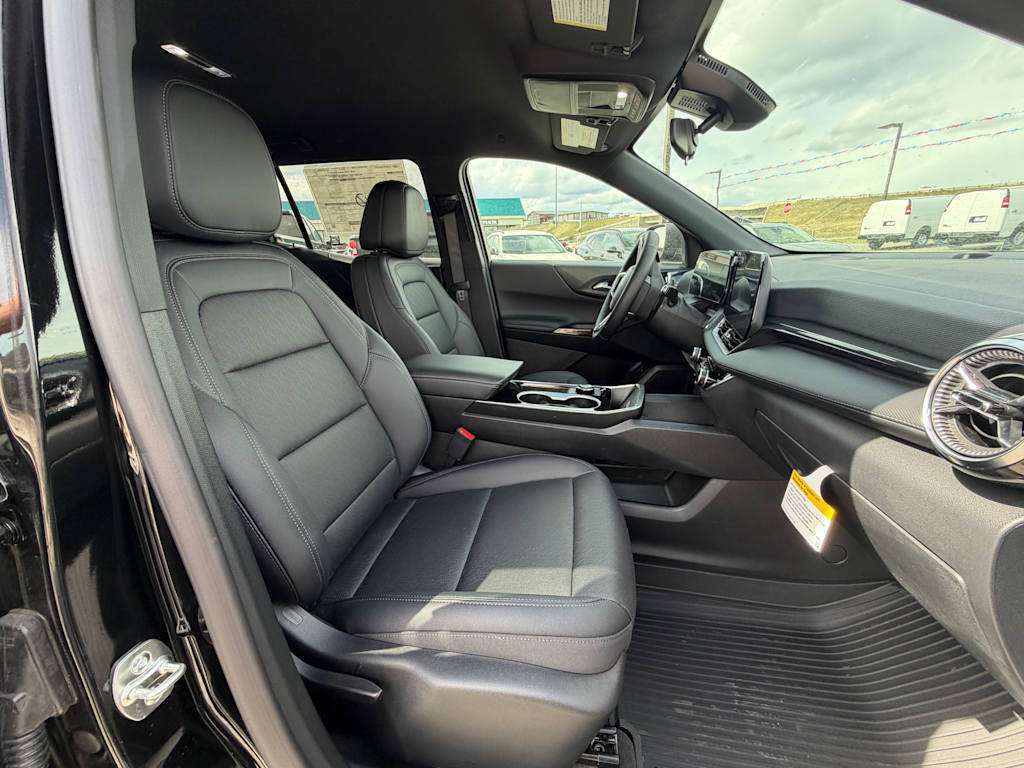 Thumbnail: 2026 Chevrolet Equinox - 10