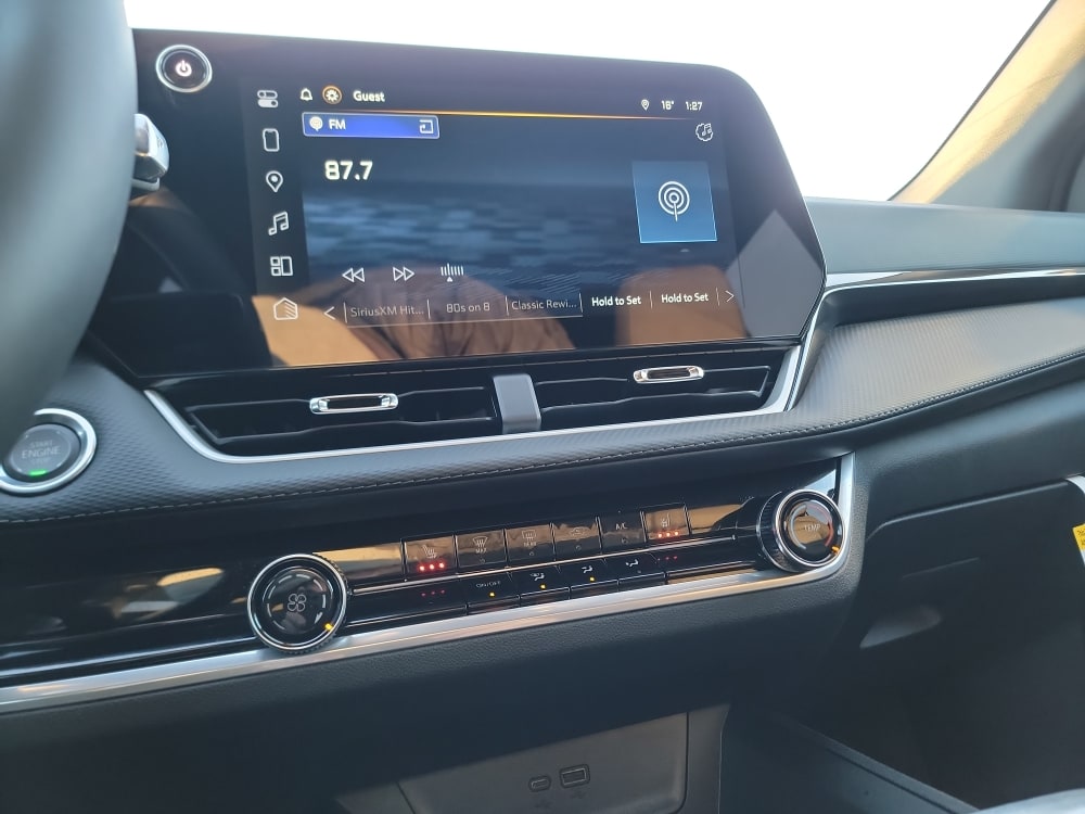 Thumbnail: 2026 Chevrolet Equinox - 23