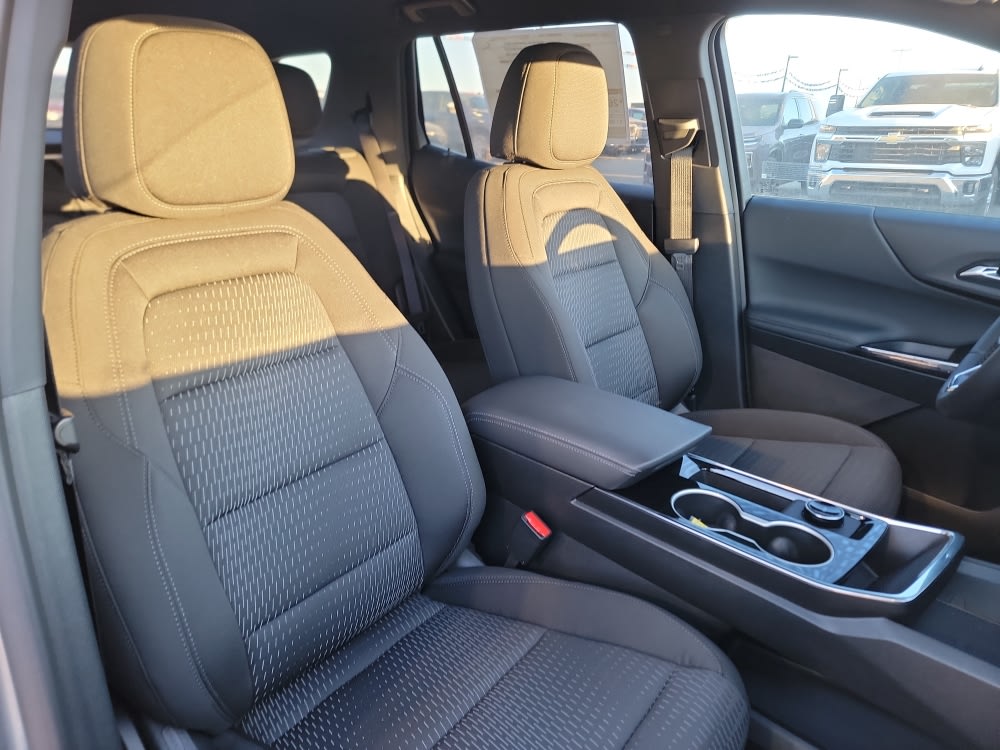 Thumbnail: 2026 Chevrolet Equinox - 25