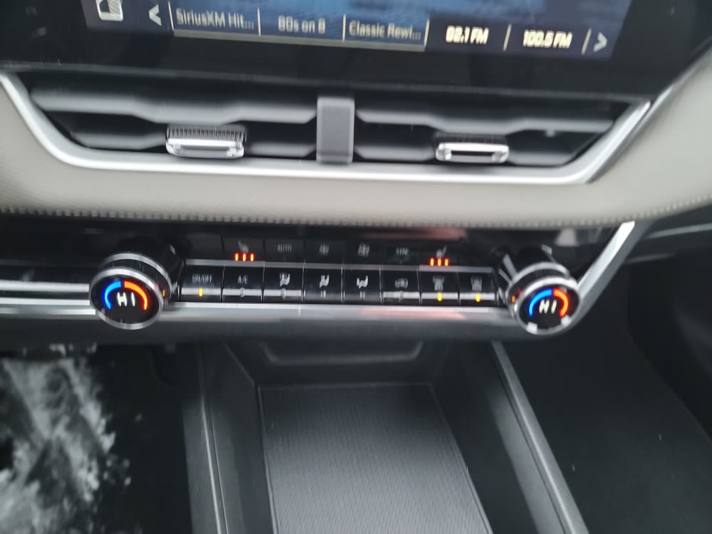 Thumbnail: 2025 Chevrolet Equinox - 24