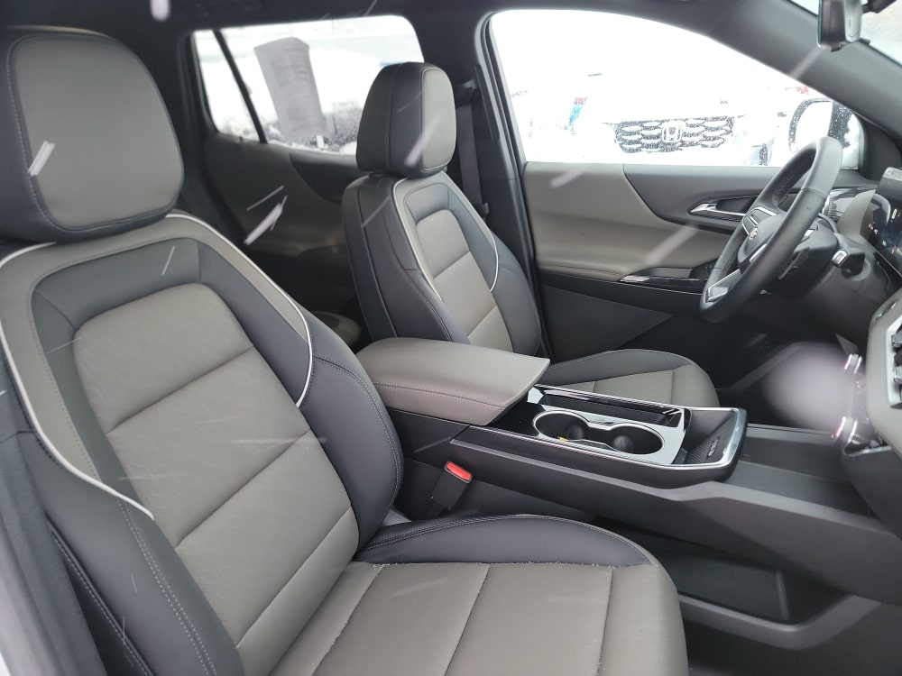 Thumbnail: 2025 Chevrolet Equinox - 11