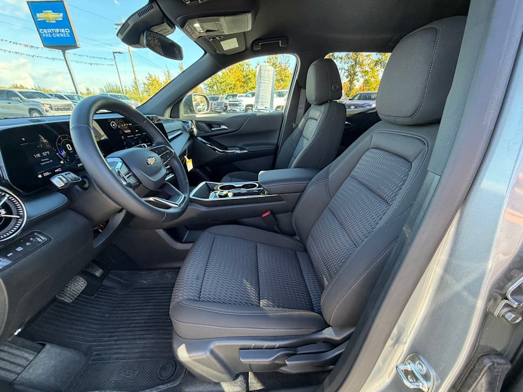 Thumbnail: 2026 Chevrolet Equinox - 10