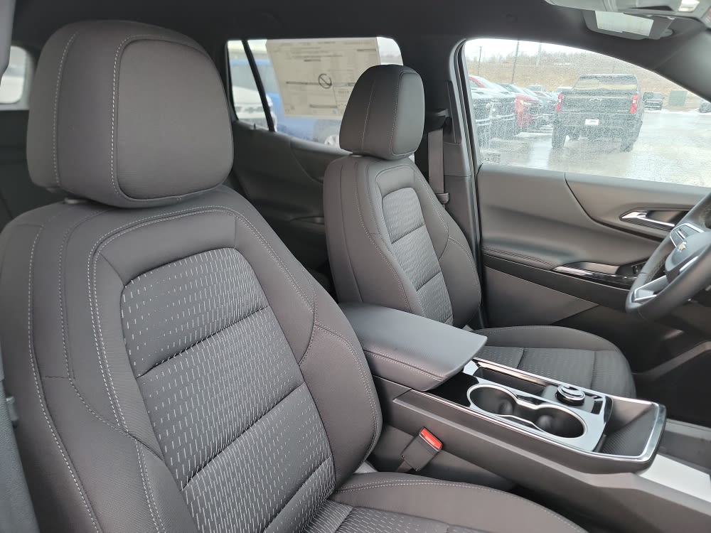 Thumbnail: 2026 Chevrolet Equinox - 11